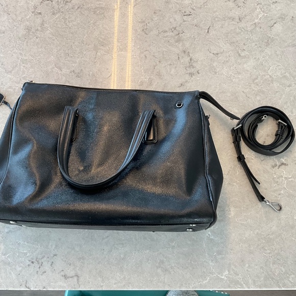 Tumi Black Leather Business Bag Satchel Model 79330D2 - Picture 5 of 12